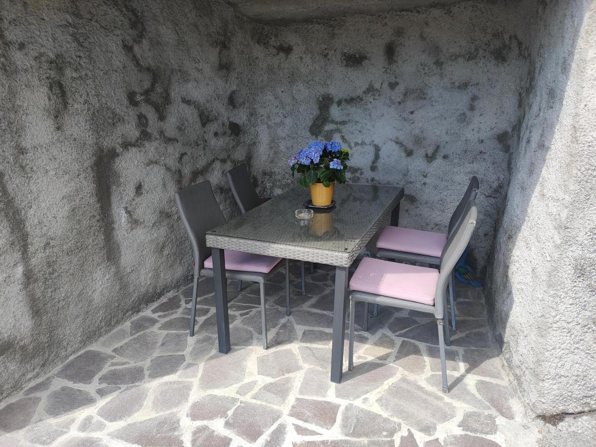 Mansarda In Villa Cenate Sopra ภายนอก รูปภาพ